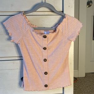 BRAND NEW No Boundaries light pink shirt